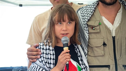 Video. Greta Thunberg ve 11 aktivist Gazze'ye doğru yola çıktı