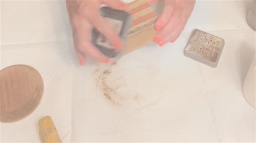 41K views · 821 reactions | I made this sweet little patriotic piece using a block of scrap wood, a round plaque, and a spindle!♥️ #patrioticdecor #americana #diycrafts | The Vintage Pebble | Facebook