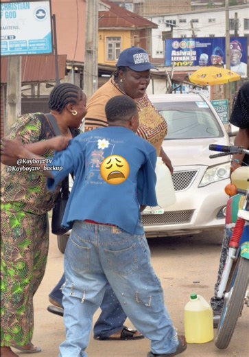 Best caption wins #5Ok💰😩 @KayboyzTv #humanity #kindness #ilesha #creatorsearchinsight