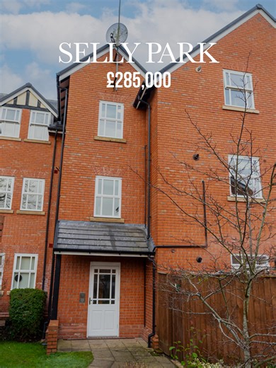 🏡 Check out this luxurious 2‑bed apartment in Birmingham, UK 🔥 For more information, send us a DM with the call reference below ✉️ 📞 Call reference: B29X280126 🏢 Council Tax Band: E 🏠 Tenure: Leasehold