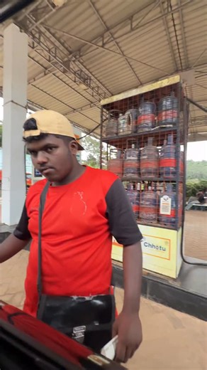 Abid(Zains Vlogs) on Instagram: "ചെയ്തു വെച്ചോ ഗിഫ്റ്റ് കിട്ടും @zainsvlogs @hello_mananthavady"