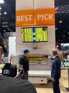 Look who stopped by our booth at PROMAT! Jake Hall, The Manufacturing Millennial, came over for a great conversation with our Director of Sales, David Lind about our new product, Modula Flexibox, and the exciting expansion of our U.S. headquarters in Franklin, OH. Be sure to tune into Jake Hall’s website and youtube soon to catch the full conversation and learn more about what’s ahead for Modula. https://www.mfgmil.com/ #PROMAT2025 #Automation #SmartWarehousing #MaterialHandling #InnovationInAct