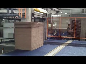 Automatic stacker/corrugated cardboard stacking machine