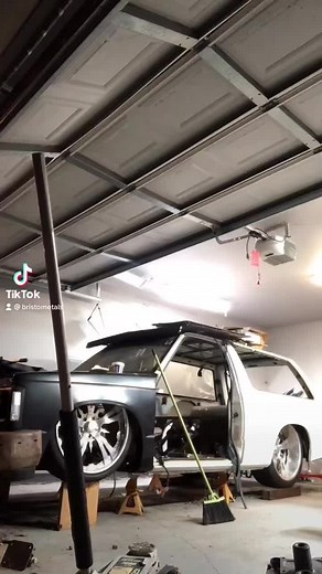 Custom Bagged S10 Blazer with Billet Wheels - Louisiana Minitruckin' Showcase