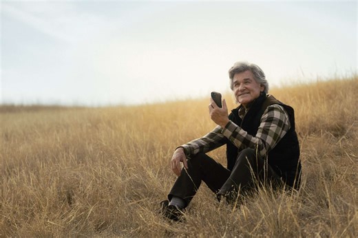 Kurt Russell Felt A Kinship With His 'Madison' Character