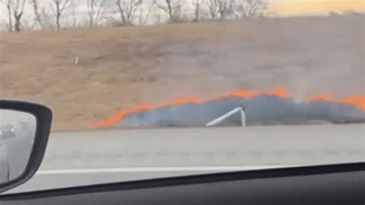 WATCH | Fire burns along side of Rt. 283 in Lancaster County