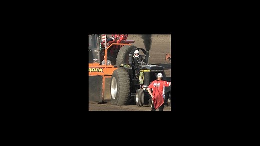 John Deere Power!! #tractorpulling #johndeere | Diesel Pulling Tractors