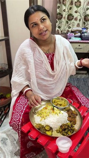 কাকি শাশুড়ির বাড়ি থেকে ভাত দিয়ে গেল আমাকে আতুরের মধ্যে