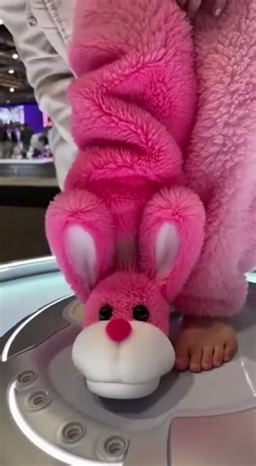 Japan’s AI-Designed Bunny Slippers Just Changed Footwear Forever 🐰🩰✨