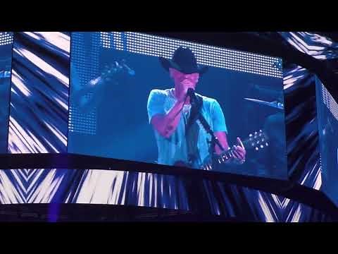 Kenny Chesney - Houston Livestock Show and Rodeo - Houston, Texas - 15 March 2023 - Full Concert!!!