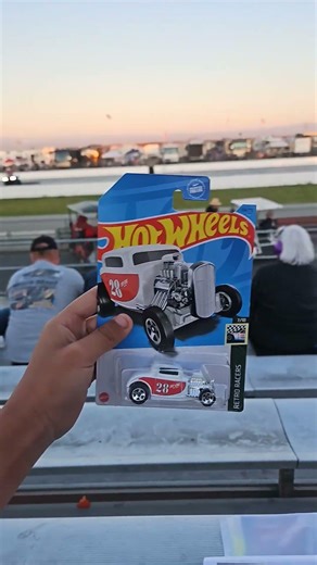 hot wheels at the drag strip