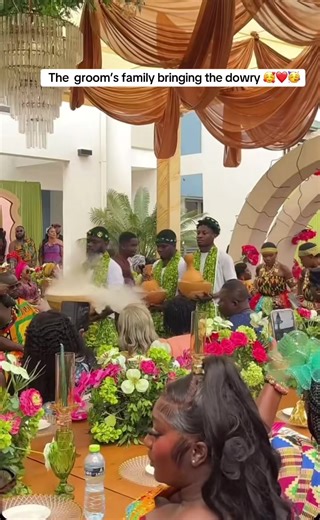 Ghanaian Wedding Traditions: The Dowry Ceremony