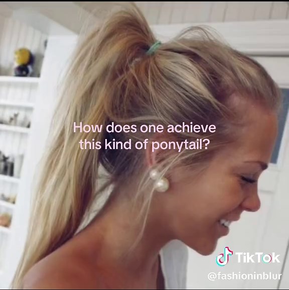 Achieve the Perfect Loose Ponytail Hairstyle