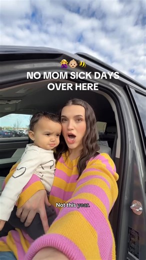 jenna | motherhood + lifestyle on Instagram: "Raise your hand if sick season is your mom fear: 🙋‍♀️😷 These sprays from @beekeepers_naturals are going to be a STAPLE in our home! #momsofinstagram #momlife #toddlermom #momhacks #immunesupport #targetfinds #fluseason #sorethroat #propolis"