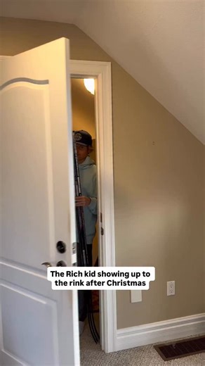 Coach Chippy 🏒 on Instagram: "Who got a new hockey stick for Christmas?"