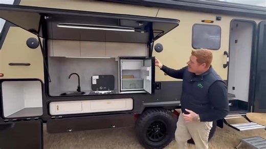 🚨 Geelong Show Is Live Now 🚨 The Geelong Outdoor Living Caravan Expo is on right now and running all weekend. We have our amazing range on display plus the debut of our new Polar 18, available to view in person. If you have been waiting to see it up close, now is the time. Come down this weekend, walk through the vans, chat with the team, and see exactly what sets Arctic Campers apart. We are here all weekend in Geelong and would love to see you 🚐❄️ #AdventureStartsNow #ExploreAustralia #vanl