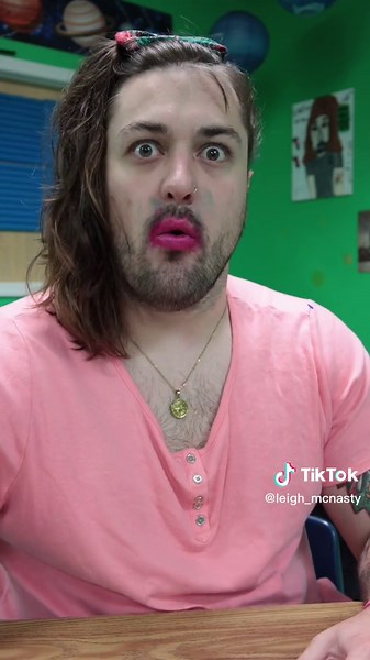 How little girls argue 🤣 #kids #school #tracher