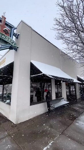 🥶The outdoors is definitely NOT heated today, so come find some warm solace at Steamworks! #steamworksbrewing #somuchsnow #visitdurango #durangoco #durangocolorado #downtowndurango #colorado | Steamworks Brewing Company