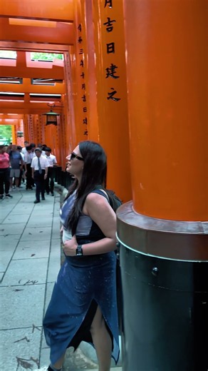 Walking Into Fushimi Inari Shrine 🇯🇵⛩️ | Kyoto, Japan