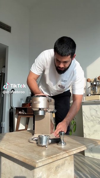 Coffee Making with My First De'Longhi Espresso Machine