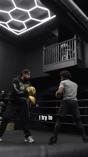 The Secret Boxers Use To Never Get Hit #boxingtraining #technique