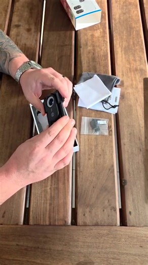 One lens kit → Three insane zoom levels 100× | 150× | 200× — instantly reveal stunning colours and micro-details your phone can’t capture. Clip on → Focus → WOW. 🇿🇦 SA Delivery in 2–4 Days Free Shipping over R800 Secure Checkout | The Lens Lab