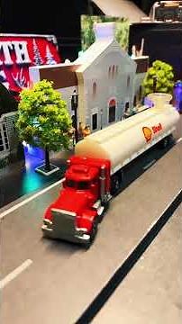 1:64 Hot Wheels Peterbilt Shell Tanker Trailer & Semi Truck 1980 Steering Rigs