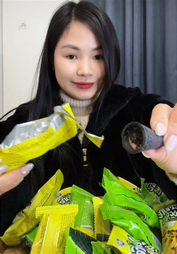 Ăn bánh Lemore hot git nhá #huyenhaumuckbang #huyenhau #mukbang #mycandy