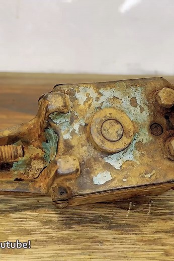 Extreme Rust Manual Bench Grinder Restoration 1 #reels | Workshop DC