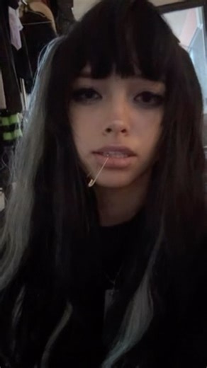 Kaibra | Lip piercing tutorial 🥹 #lippiercing #snakebites #safetypin | Instagram