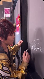 CDTV♪TBSテレビ | #CDTVライブライブ インスタ限定！激レア★サインムービー配信中 #THERAMPAGE のみなさん 「24karats GOLD GENESIS」を披露していただきました！ 最高に激アツ、さすがにカッコよすぎます テンションぶち上がりました…！！！！... | Instagram