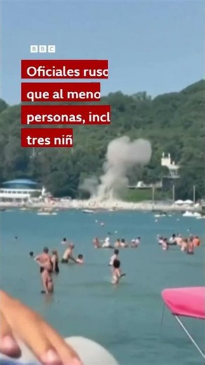 Un dron impacta en una concurrida playa rusa | BBC Mundo