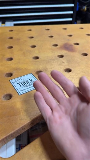 Solid BRASS ALIEN edition is functional art! Incredible grip and the beloved old school tool high quality weighted feel. This would make an incredible gift for that tool lover or person who has everything. @kinetic_customs outdid himself with this one! Price: 80 pound sterling or roughly 108 US dollars #carpenter #electrician #tradie #plumber #edcpocketdump | TOOLS by Design