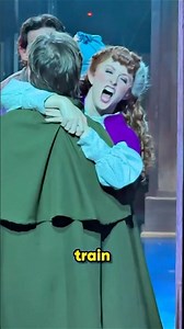 No one noticed this behind the scenes of Frozen ❄️😭