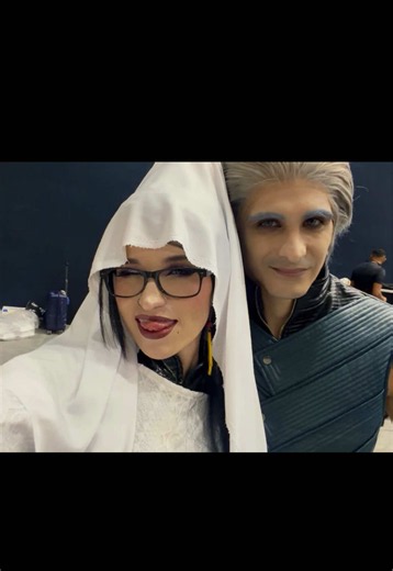 ¿Por qué a nadie le gustan nuestros ships? (Vergil × Bayonetta)
