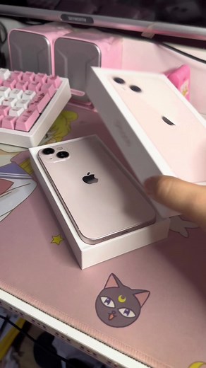 Packing iPhone 13 Pink for New Owner | Unboxing and Complete Box
