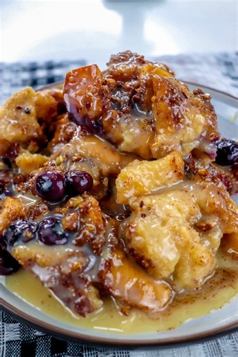Blueberry Bread Pudding with White Chocolate Sauce #recipesbyaldenb #recipe #foodie | Chef Alden B
