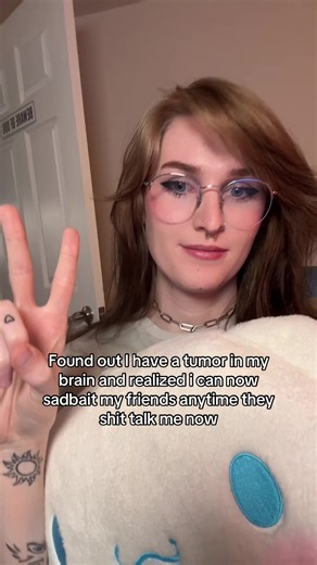 I’ll talk more about this in future videos, but I was diagnosed with a prolactinoma which is a tumor in the pituitary gland that makes huge amounts of prolactin. Literally a tumor that makes me milky af… along with that side effect I noticed pretty bad fatigue, no libido, depression that wasn’t being helped by antidepressants so after some research I decided to get an MRI, and confirmed the presence of a 9mm tumor. Luckily it’s not supposed to be life threatening (unless left alone for many year