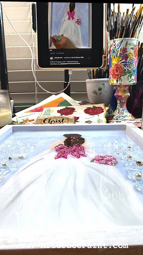 I can change up the hair and colors for you. #weddinggifts #weddinggiftideas #bridetobe #bridal #glassart #resinart #acrylicpainting #artwork | Art & Grace