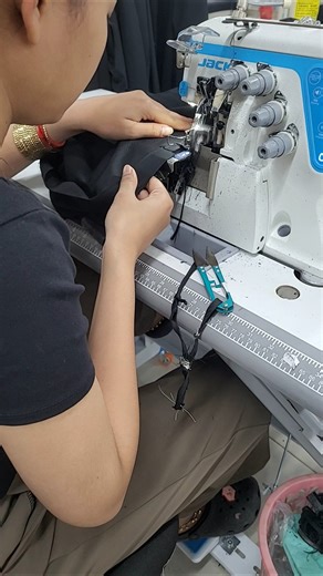 Overlock Cutting Fabric Machine