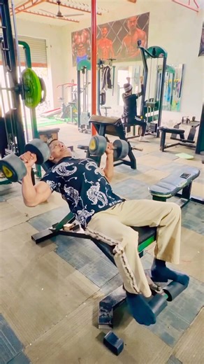 Incline dumbell press | best workout for chest | big chest workout