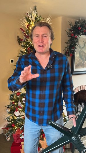 #ad Enter my free prize draw for the chance to win 1 of 4 rotating Christmas Tree Stands. Thanks to Premier Decorations Limited's brilliant gadget, you can see every decoration on your tree. Enter - https://bit.ly/4oIeqUR UK Residents Only T&C's Apply Closes 11/11/25 at 11:59 PM #paidpartnership #winitwednesday #freebiefriday | David Domoney