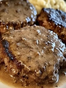 My Amish friend shared this “Poor Man’s Steak” recipe with me—and wow, it’s incredible. Doesn’t taste poor at all. Full recipe 👇 💬 | Pure Garden