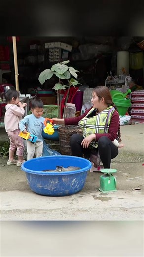 How to Harvest Giant Fish from Mud with Kids