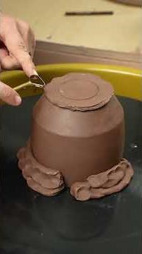 How to Trim Feet Part:1 #ceramic #creativeclayideas #pottery #potterytutorial #clay #potteryclay