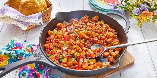 How to Clean a Cast-Iron Skillet in Time Before Thanksgiving