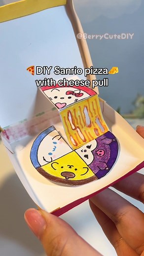 DIY paper sanrio pizza with cheese oull 🧀🍕✨ #papercraft #paperdiy #craft #hellokitty #cutecrafts #DIY #cuteidea #creatorsearchinsights