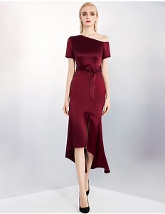 [Hot Item] High Quality Satin Sexy Woman Luxure Wine One- Shoulder Irregular Fashion Ladies Dress with Belt