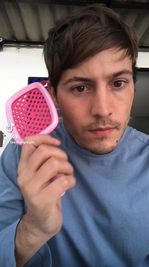 904 reactions · 37 shares | Brush aside/off แปลว่าอะไร ใช้ยังไง 樂 #เรียนภาษาอังกฤษ #brushoff | Teacher Greg | Facebook