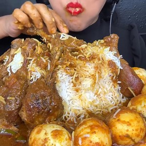 37K views · 671 reactions | ASMR EATING SPICY CHICKEN CURRY,EGG CURRY,BASMATI RICE AND SALAD | Food daily | Facebook